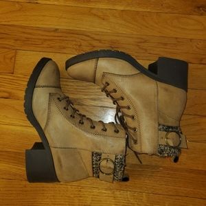 Rampage Boots